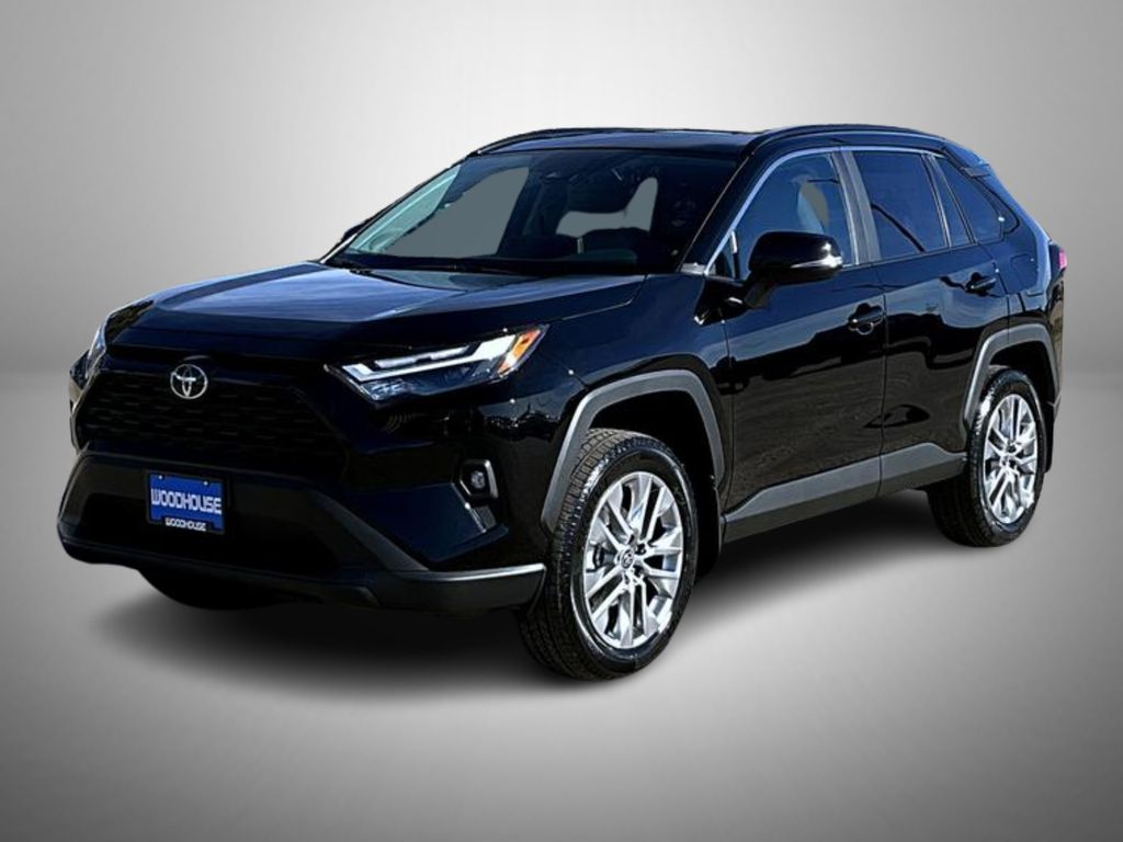 2025 Toyota RAV4 XLE Premium's photo
