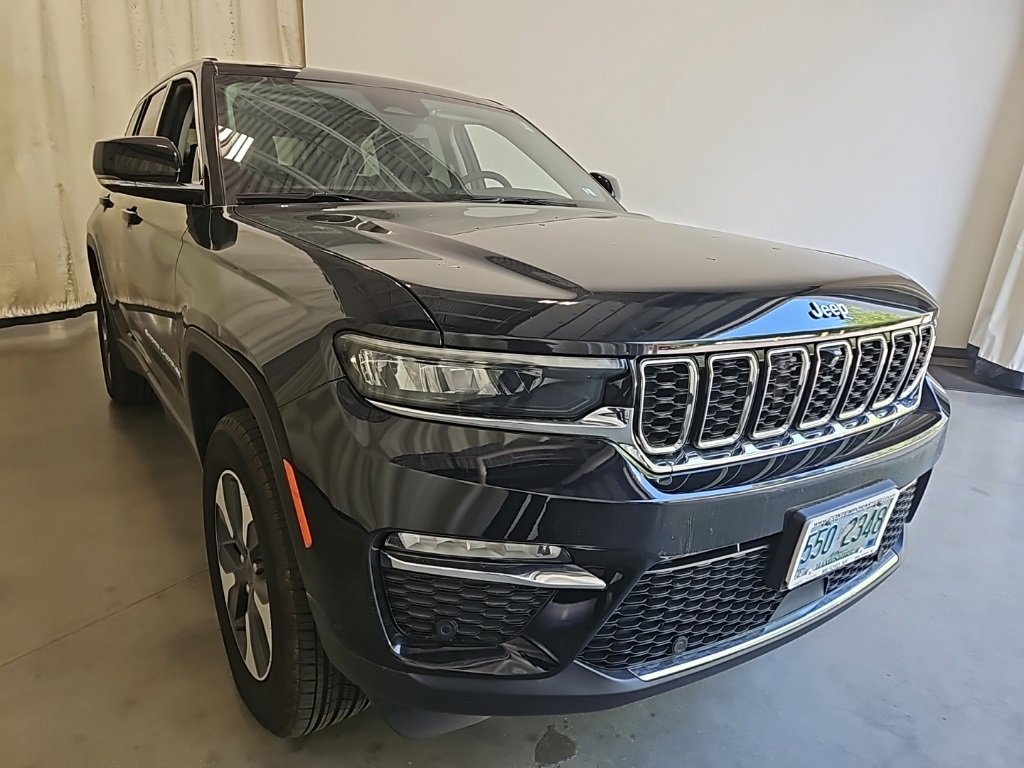 2024 Jeep Grand Cherokee 4xe's photo