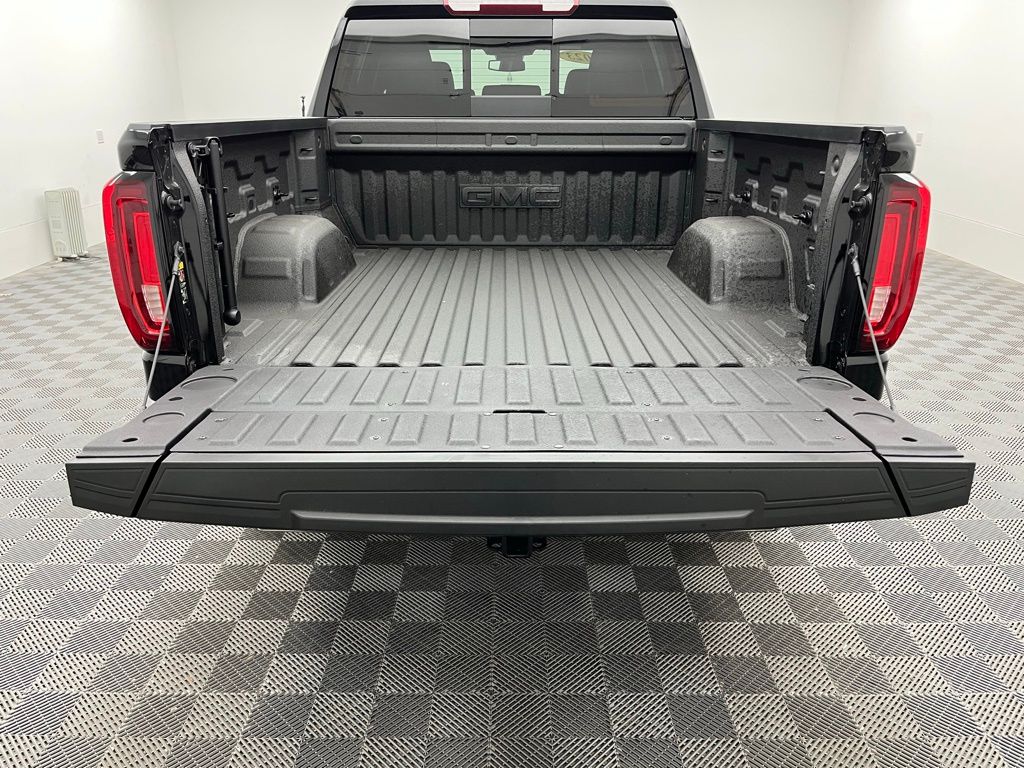 2023 Gmc Sierra 1500 SLT photo 3