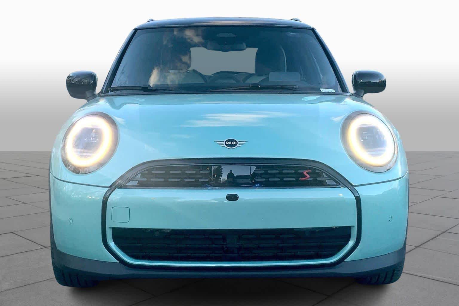 New 2026 MINI 2 Door Iconic Coupe in Houston #T2Y02244 | Group 1