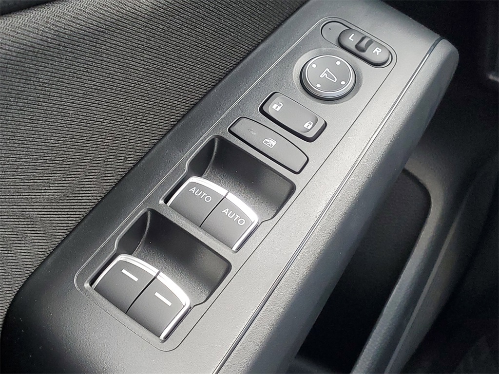 2025 Honda Civic Sport photo 12