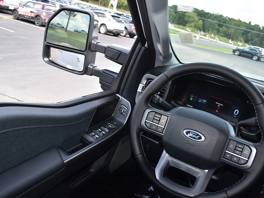 2026 Ford F-250 Lariat photo 19