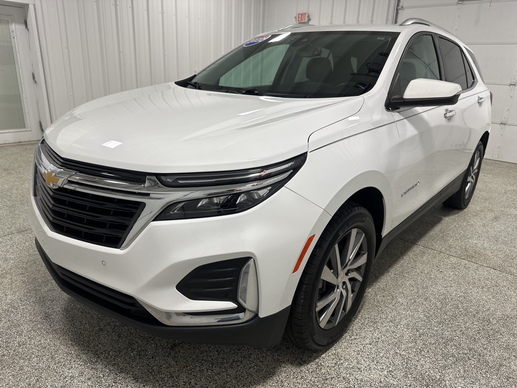 2022 Chevrolet Equinox Premier photo 3