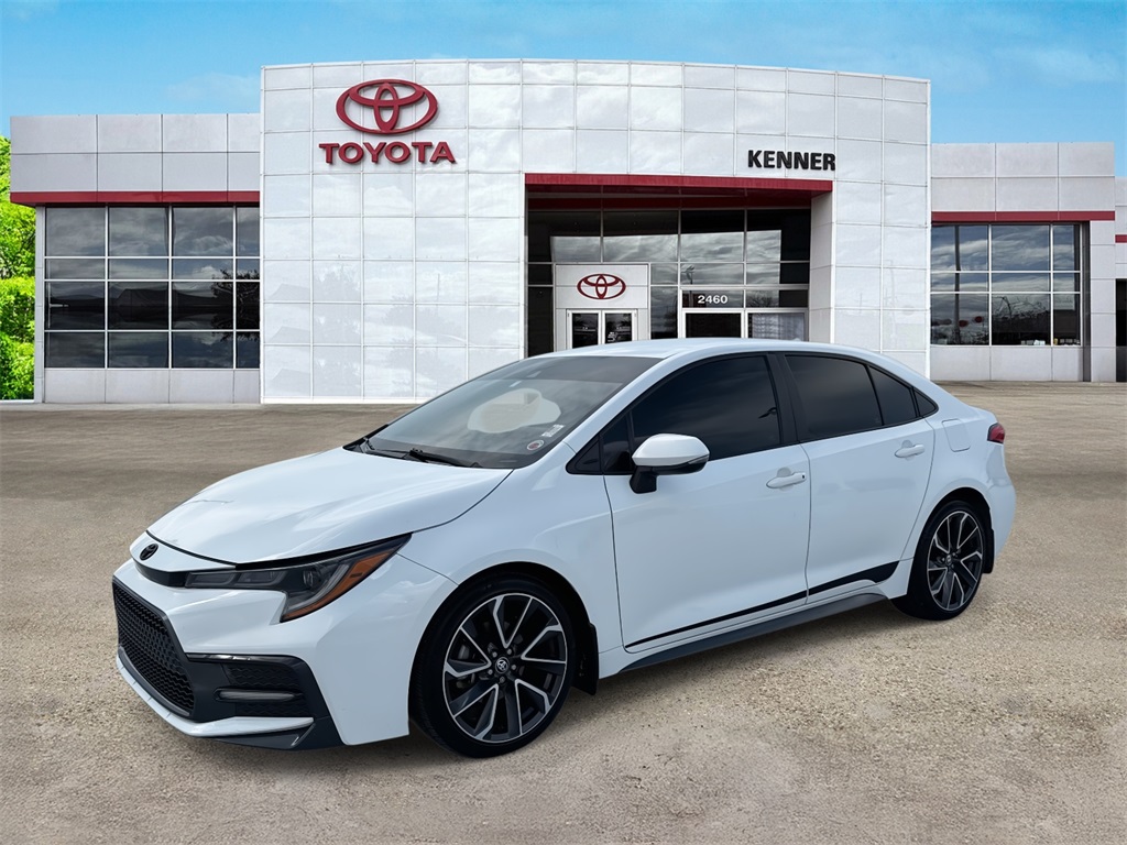 2022 Toyota Corolla SE photo 3