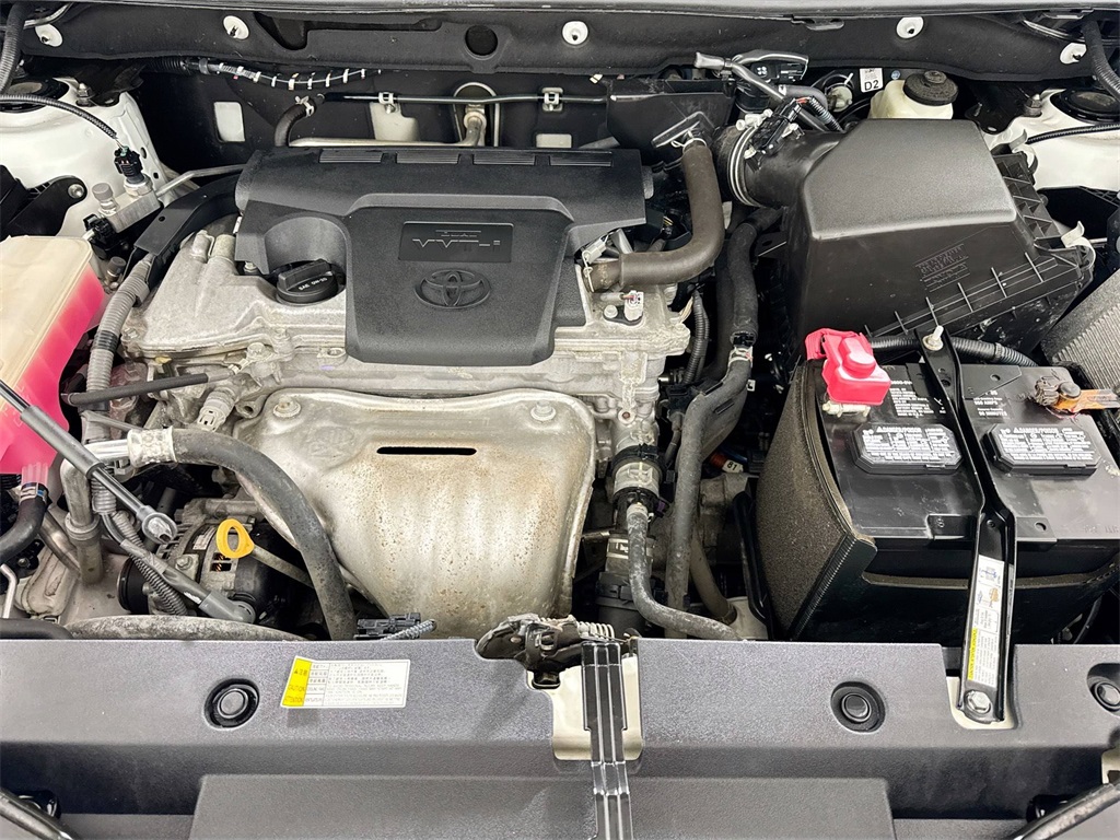 2017 Toyota RAV4 Limited photo 18