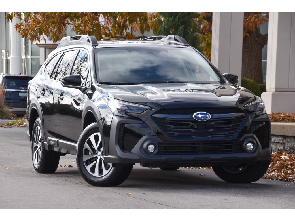 2025 Subaru Outback Premium's photo