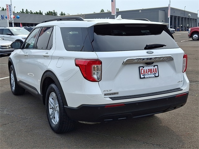 2021 Ford Explorer XLT photo 3
