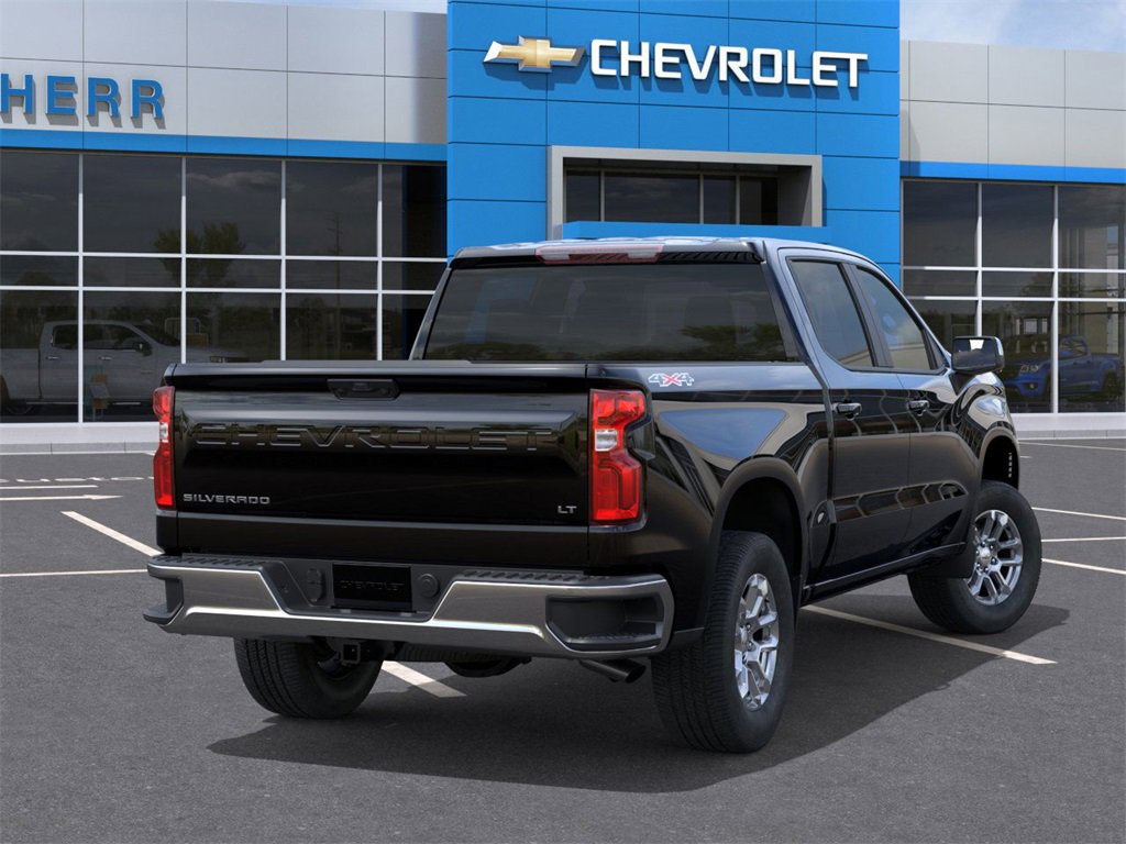 2026 Chevrolet Silverado 1500 LT photo 3
