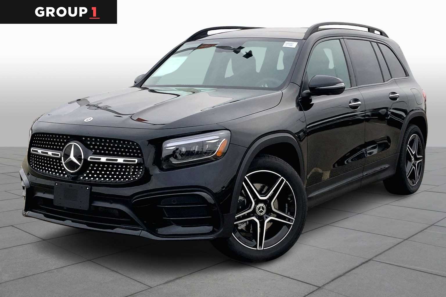 2026 Mercedes-Benz GLB GLB 250's photo