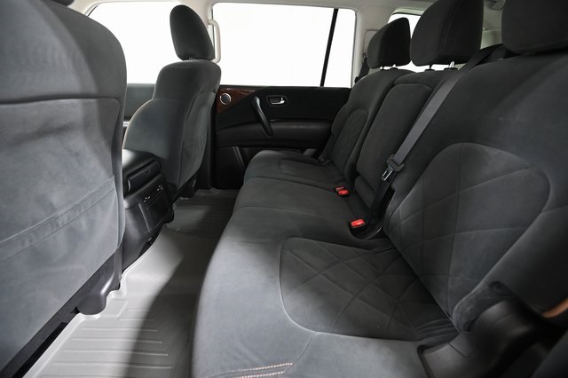 2017 Nissan Armada SV photo 8