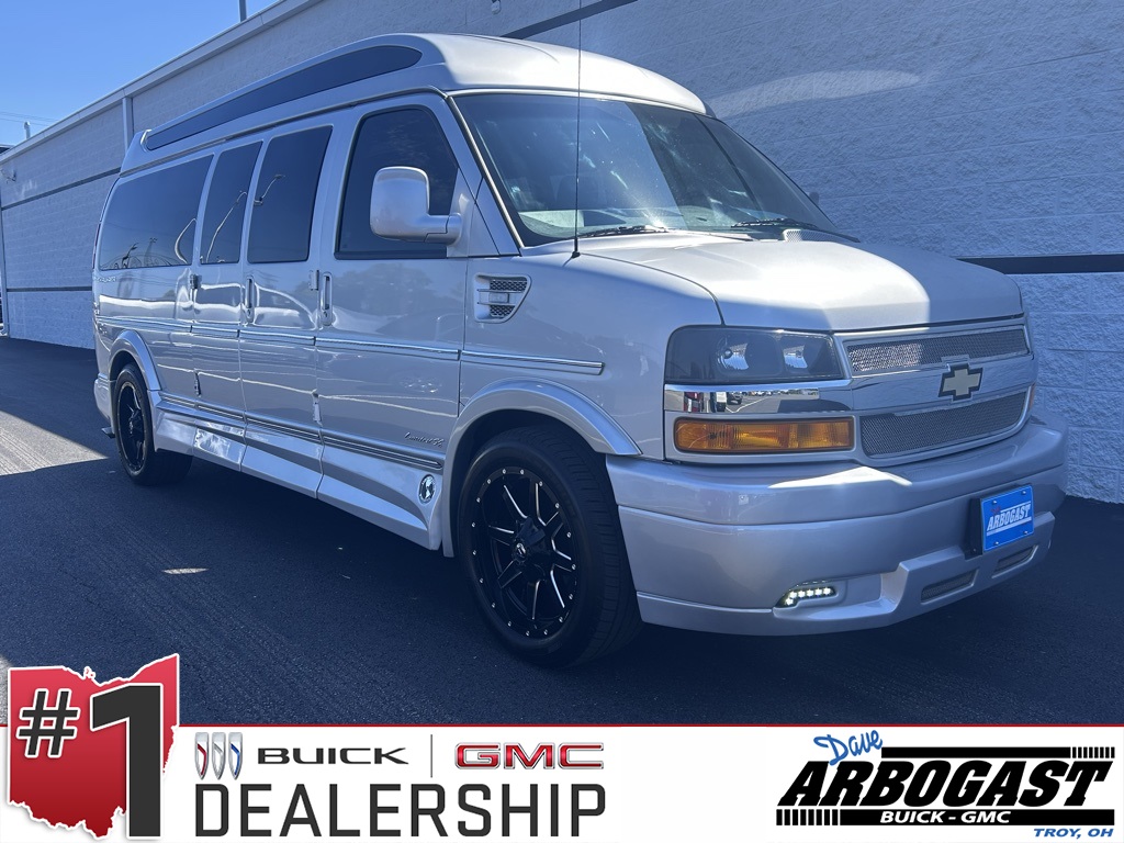 Chevrolet 2018 Conversion Vans Pre-Owned 2018 Chevrolet