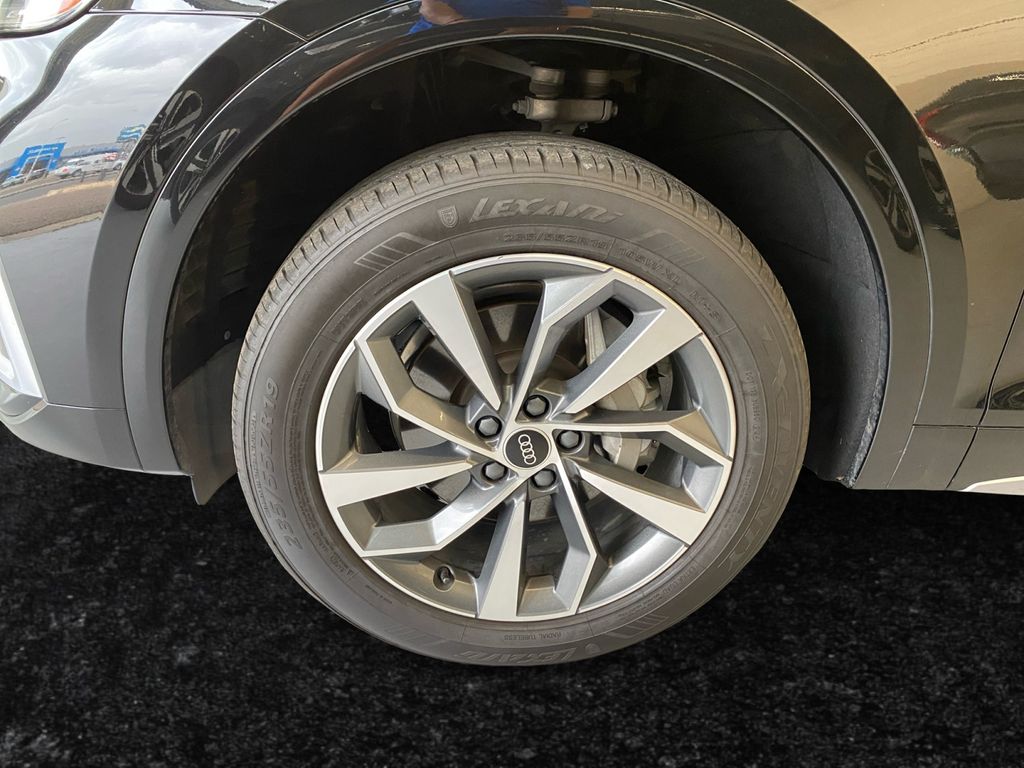2024 Audi Q5 45 S line Premium photo 22