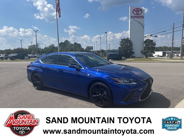 2022 Lexus ES F SPORT's photo