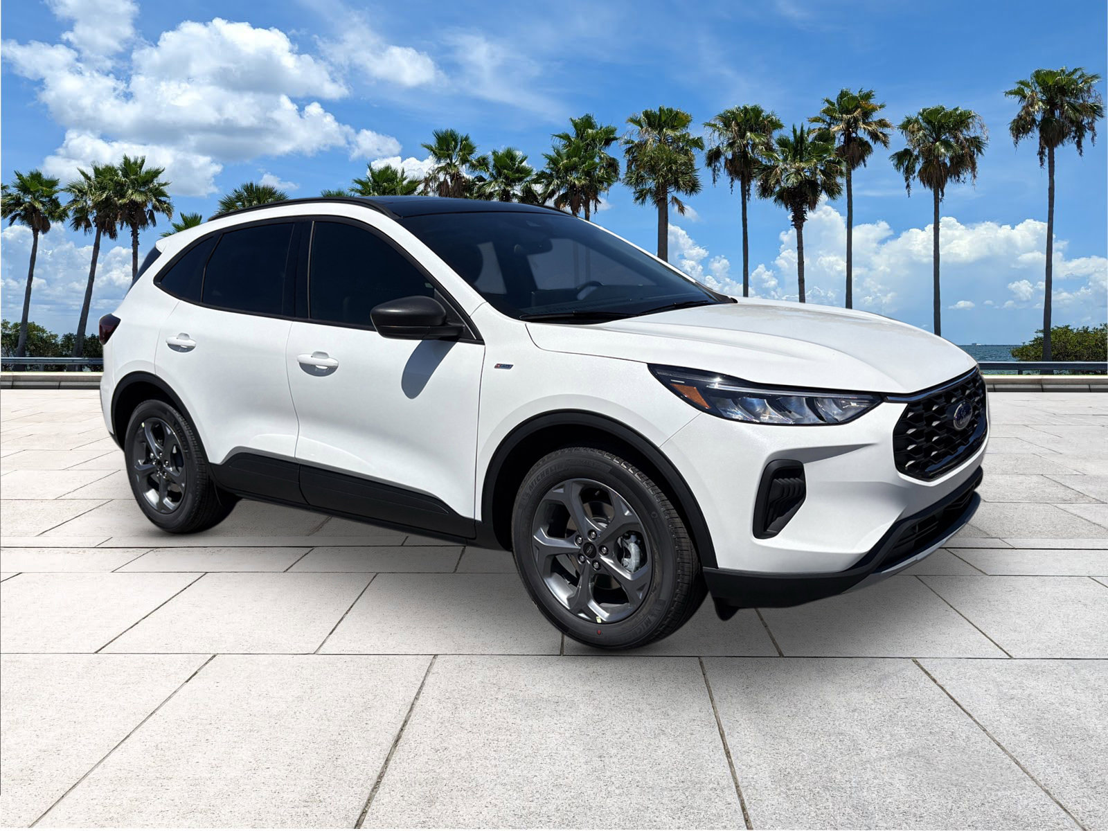 2026 Ford Escape ST-Line photo 2