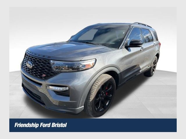 2022 Ford Explorer ST's photo