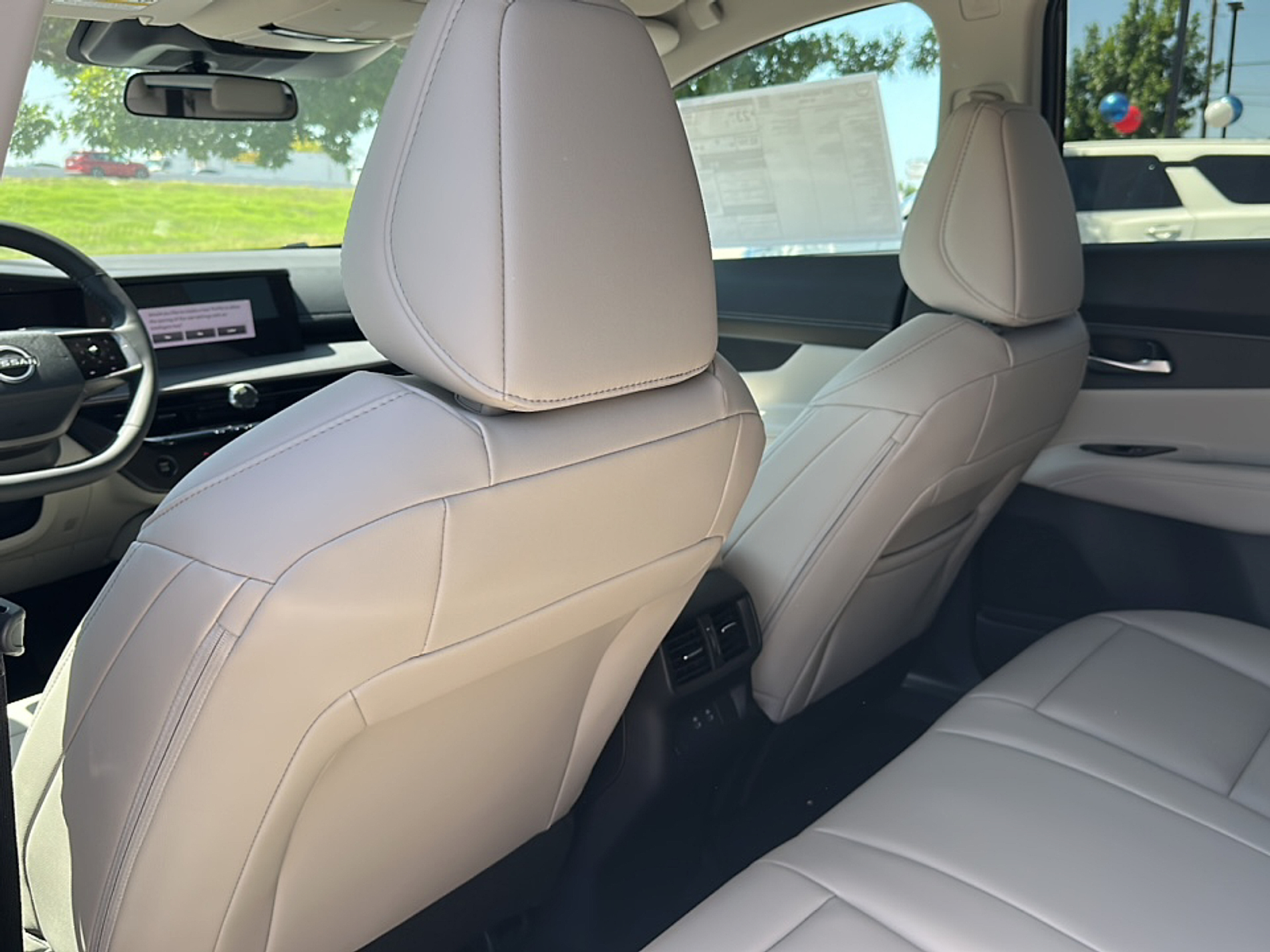2025 Nissan Murano SV photo 7
