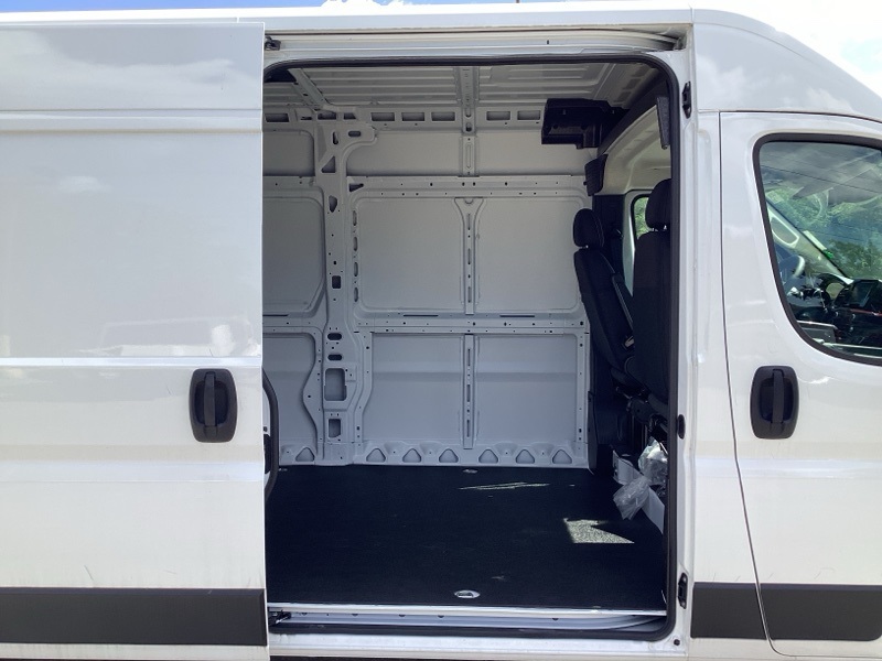 2024 Ram ProMaster 3500 photo 9