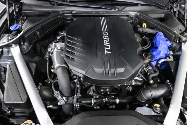 2022 Genesis G70 3.3T photo 31