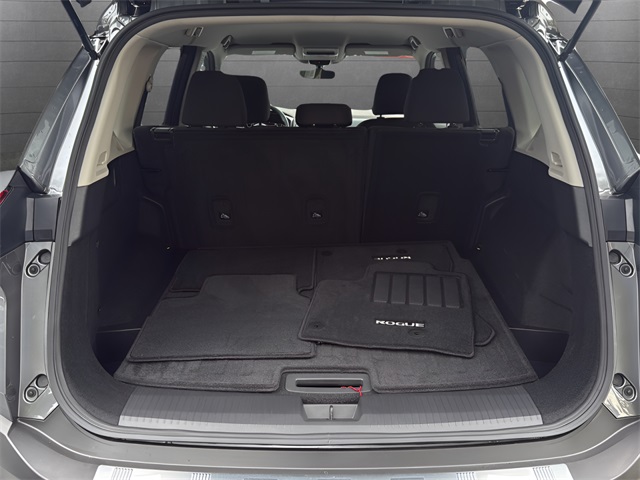 2023 Nissan Rogue S photo 23
