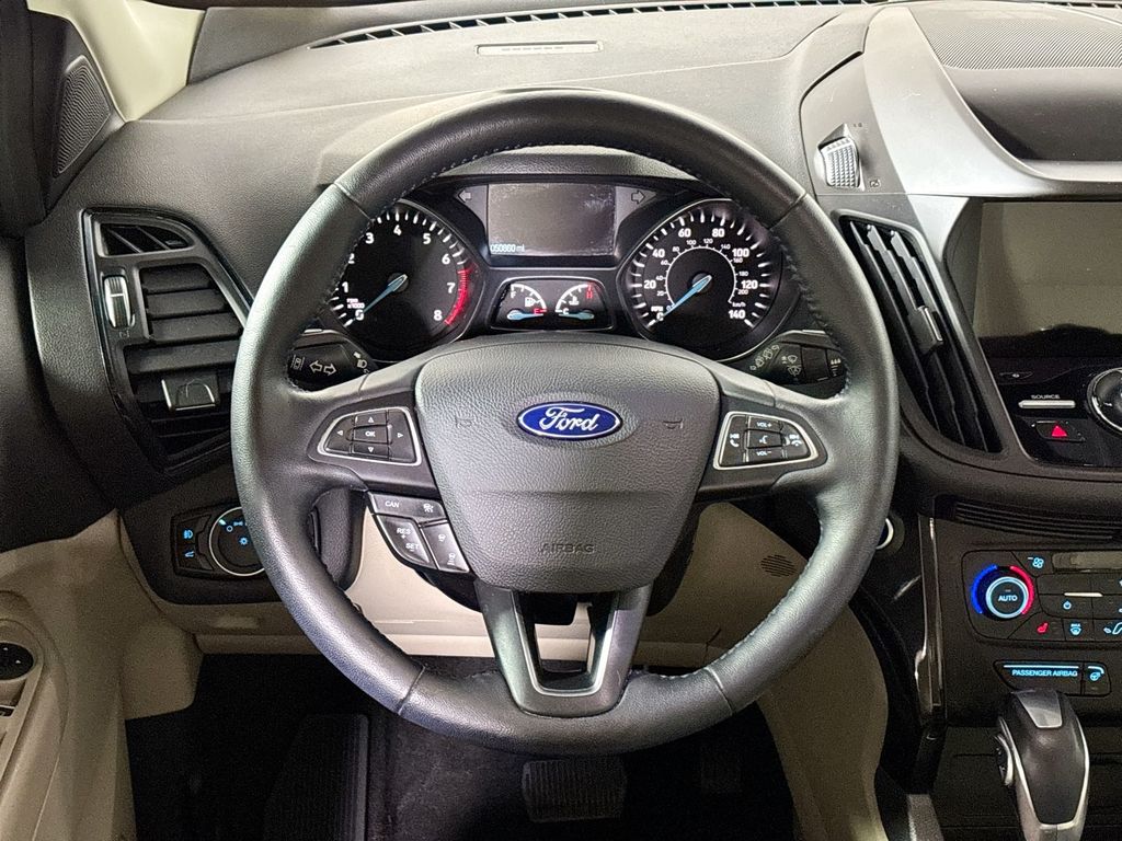 2019 Ford Escape Titanium photo 13