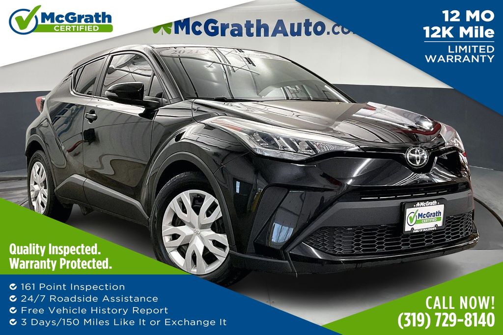2021 Toyota C-HR LE's photo