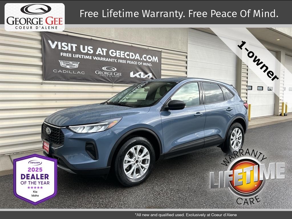 2025 Ford Escape Active's photo