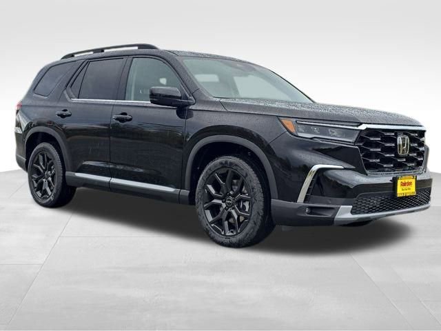 2025 Honda Pilot Touring's photo