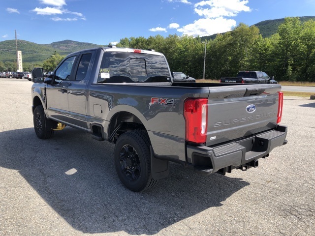 2026 Ford F-250 photo 5