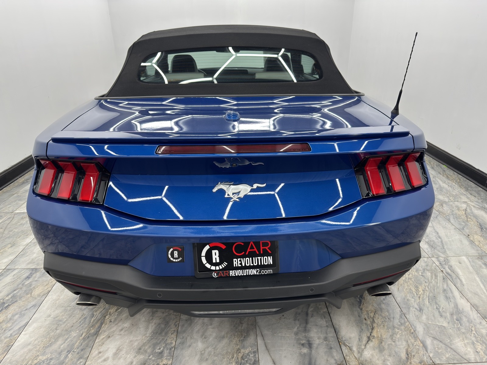 2024 Ford Mustang EcoBoost Premium photo 5