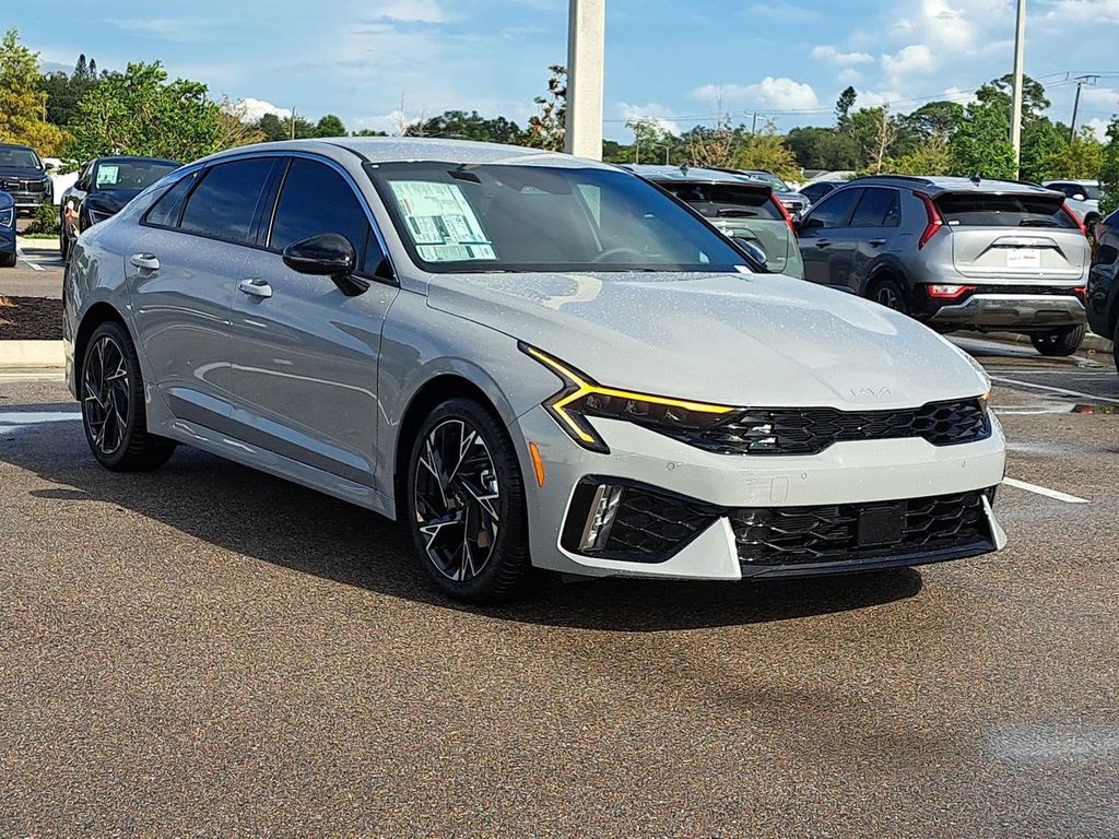 2026 Kia K5 GT-Line photo 3