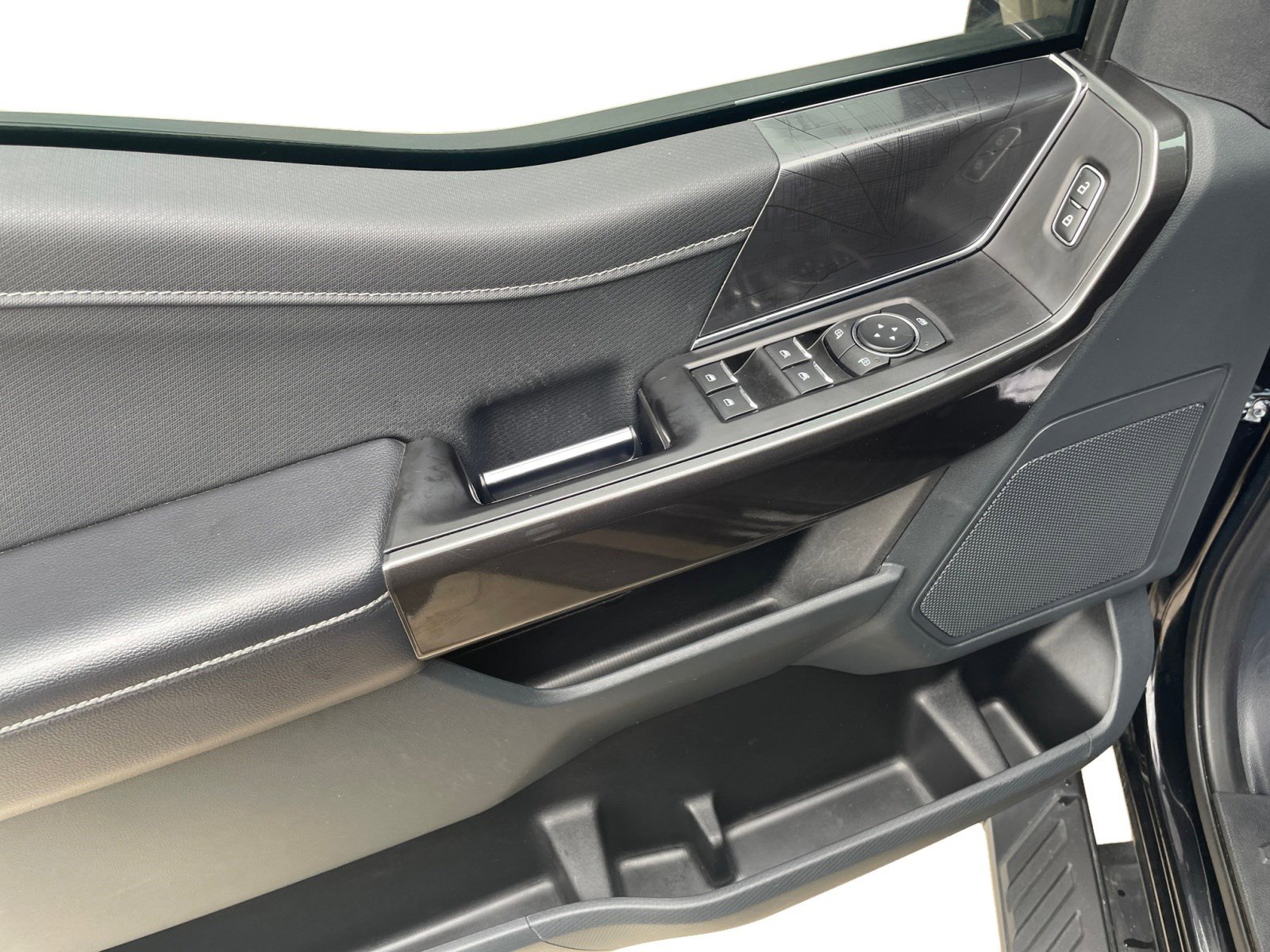 2021 Ford F-150 XLT photo 16