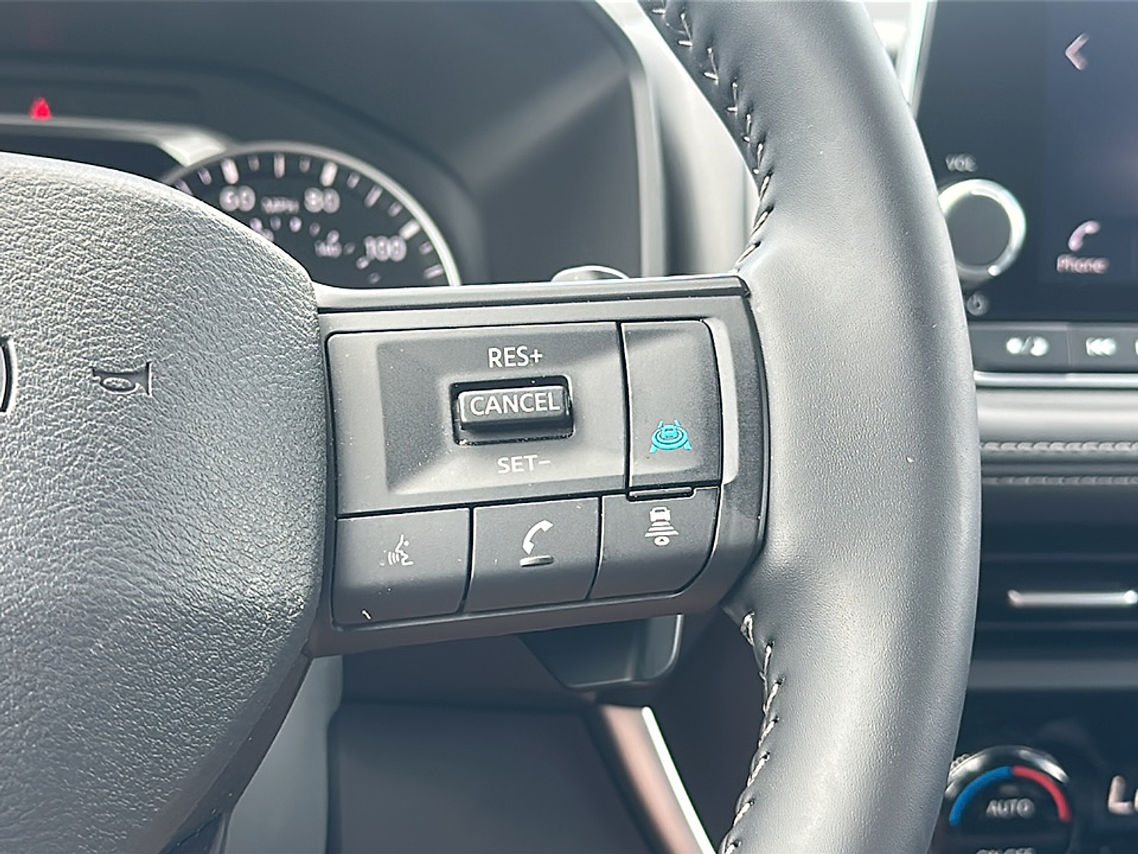 Certified Used 2025 Gun Metallic Nissan SV FWD image 28