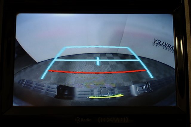 2017 Toyota Tundra SR5 photo 3