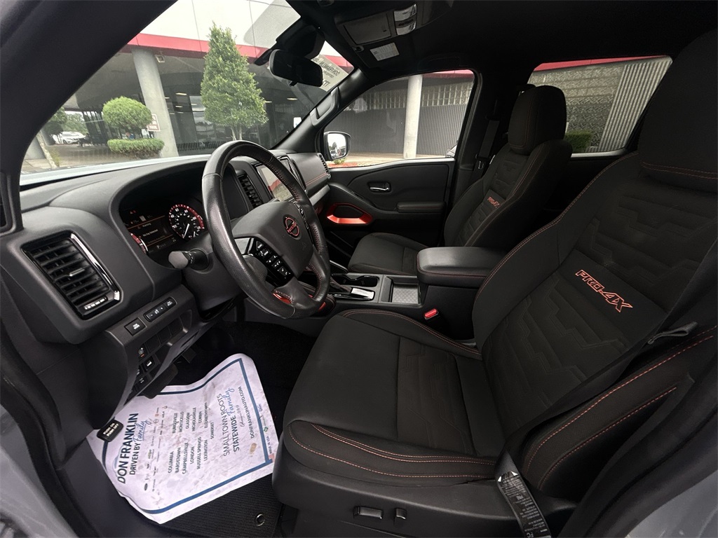 2022 Nissan Frontier PRO-4X photo 15