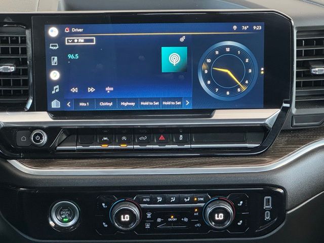 2022 Chevrolet Silverado 1500 LT photo 25