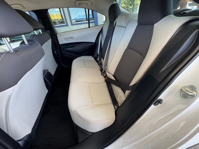 2022 Toyota Corolla LE photo 19
