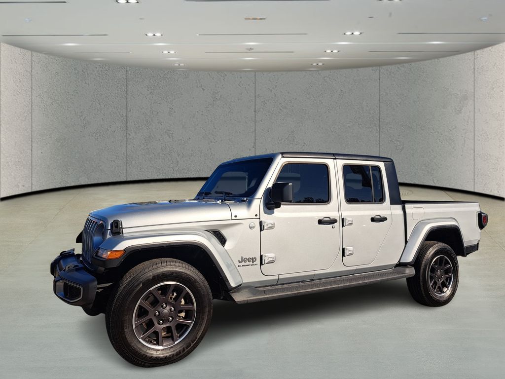 2023 Jeep Gladiator Overland's photo