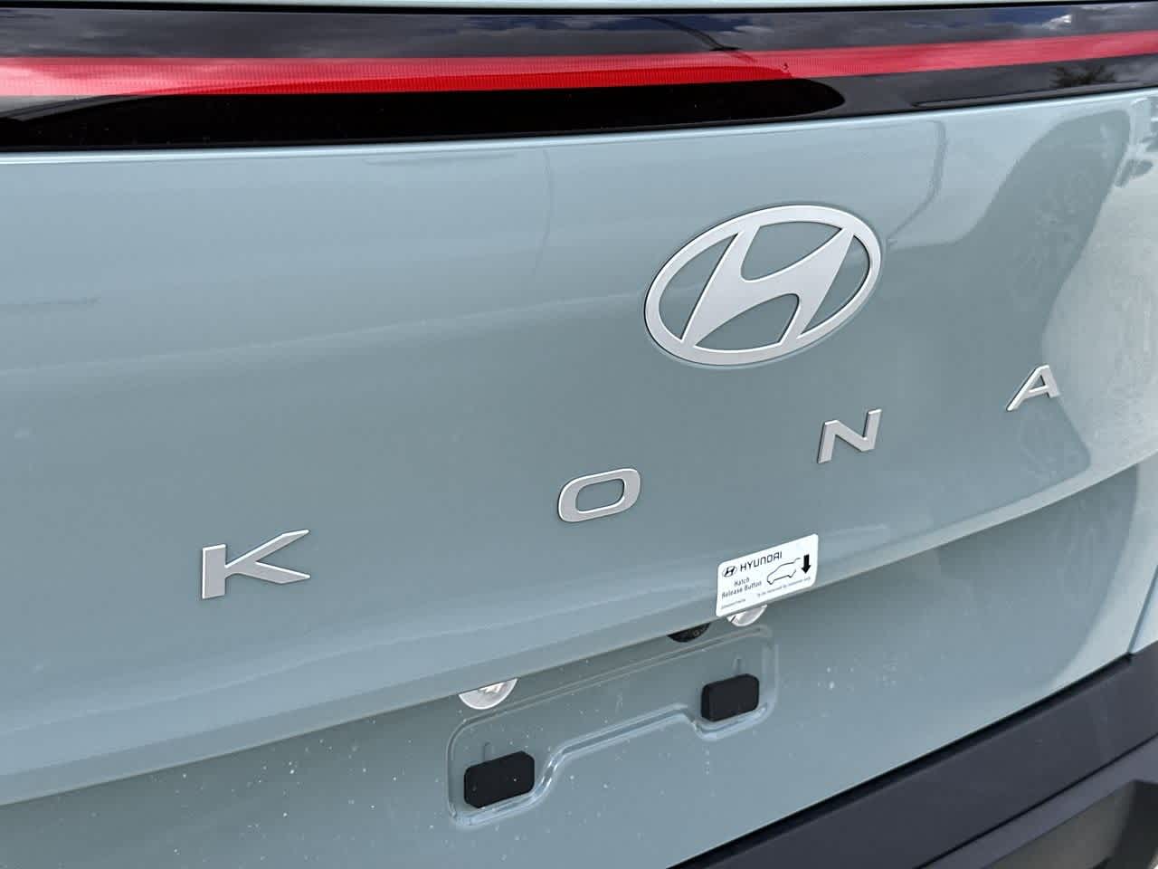 2026 Hyundai Kona SEL photo 10