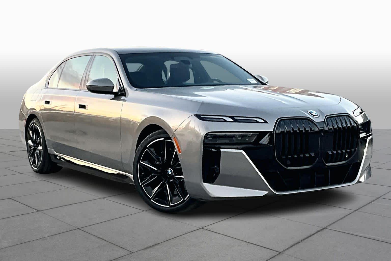 Used 2025 BMW i7 60 with VIN WBY53EJ09SCU42526 for sale in Houston, TX