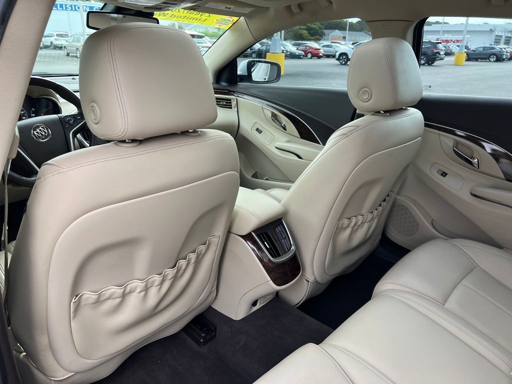 2015 Buick LaCrosse Premium II photo 15