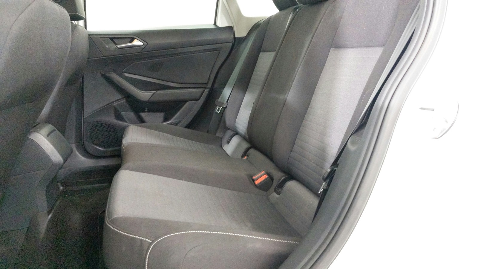 Used 2024 WHITE Volkswagen S image 24