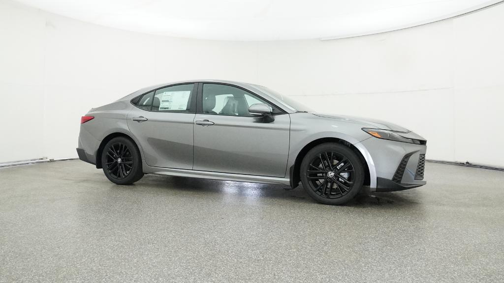 2025 Toyota Camry SE photo 26
