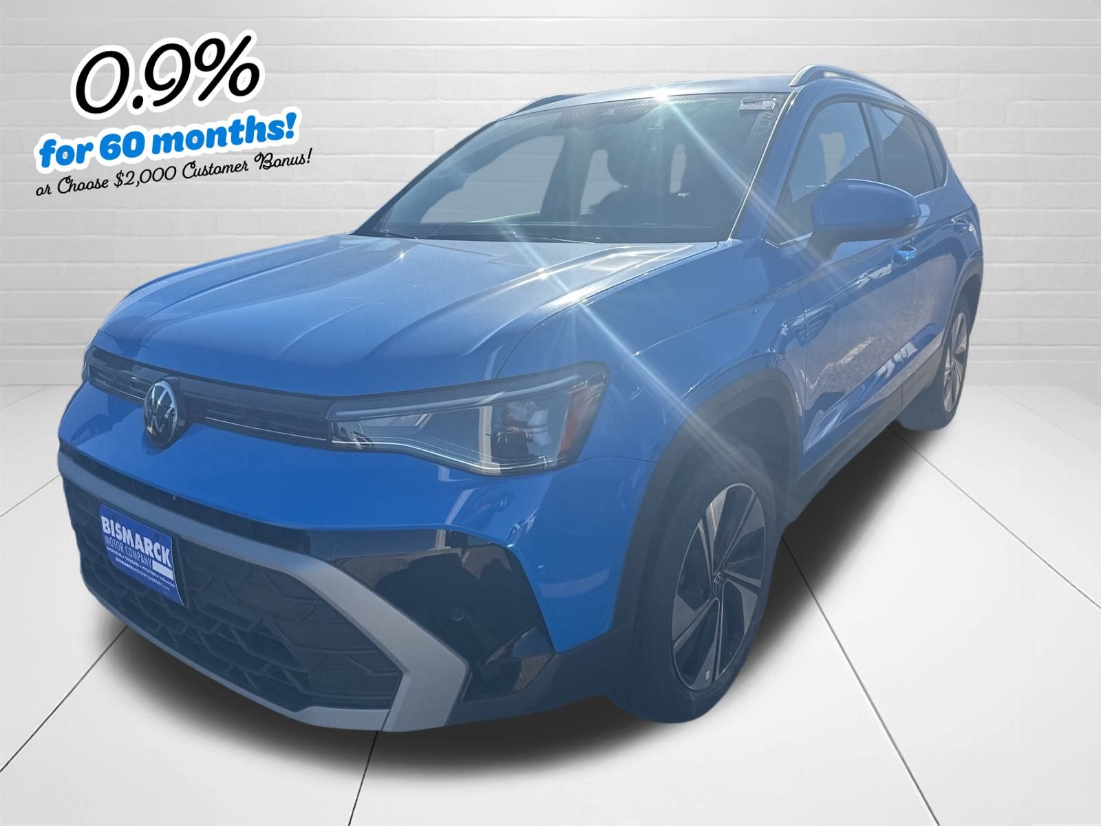 2025 Volkswagen Taos SE photo 2