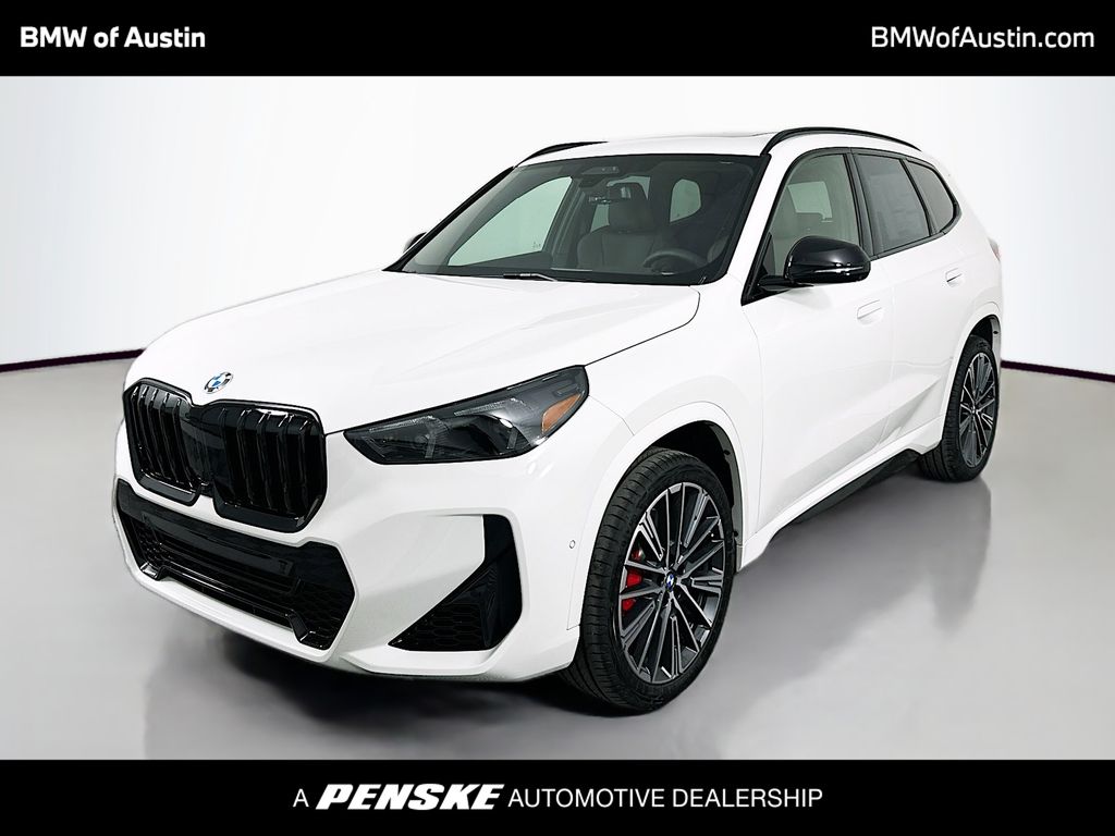 2025 BMW X1 28i's photo