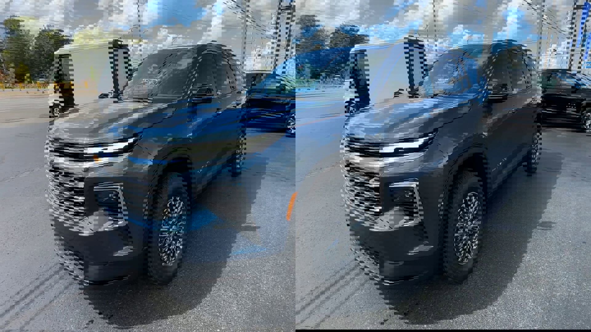 2026 Chevrolet Traverse photo 4