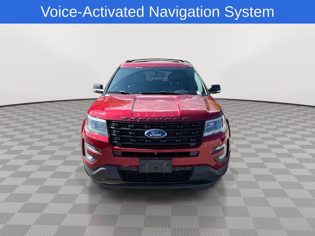 2016 Ford Explorer Sport photo 3