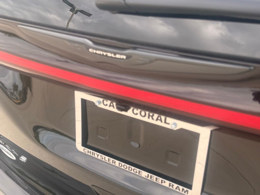 2026 Chrysler Pacifica Limited photo 28