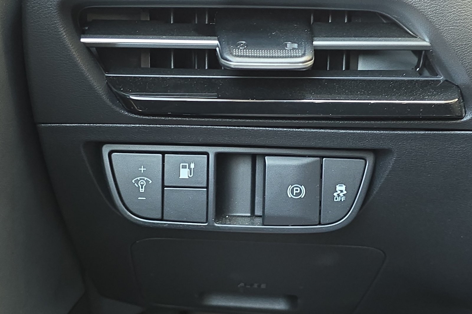 2024 Kia EV6 Light Wind photo 28