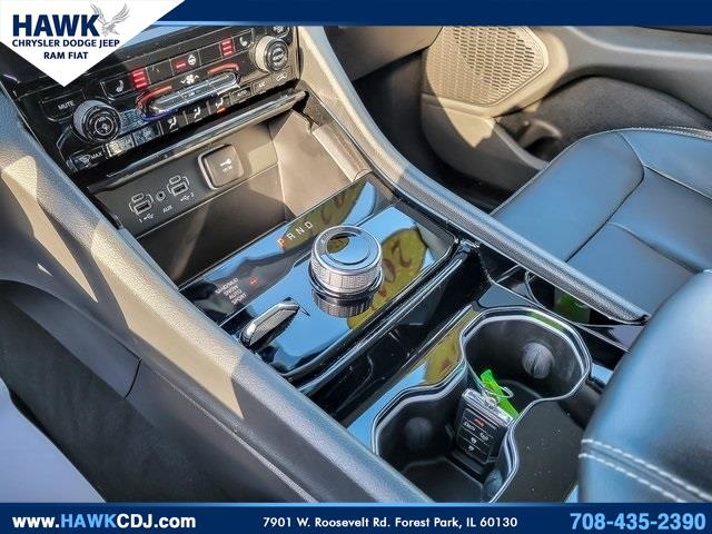 2023 JEEP GRAND CHEROKEE - Image 25