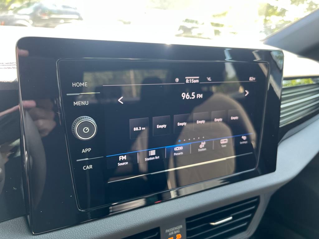 2025 Volkswagen Jetta 1.5T Sport photo 10
